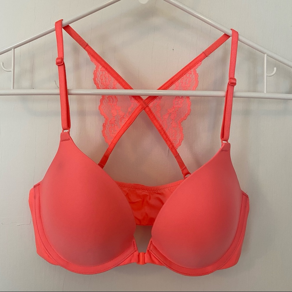 Victoria’s Secret Push-up 34C Bra